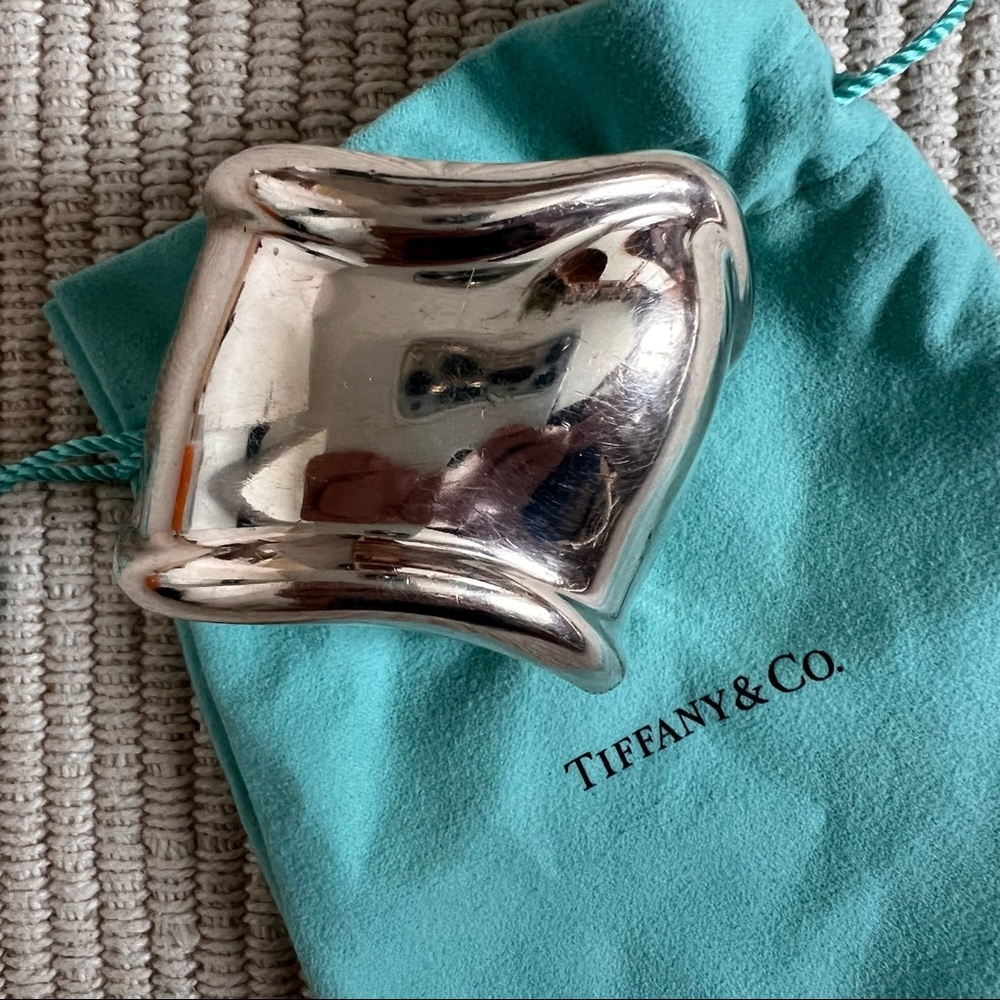 Tiffany & Co Elsa Peretti Medium Bone Cuff Sterling Silver
